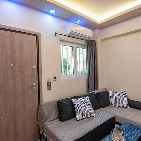 Modern Studio For 4 In Glyfada Διαμέρισμα Αθήνα Εξωτερικό φωτογραφία