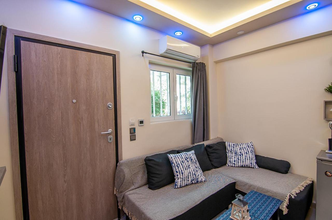 Modern Studio For 4 In Glyfada Διαμέρισμα Αθήνα Εξωτερικό φωτογραφία